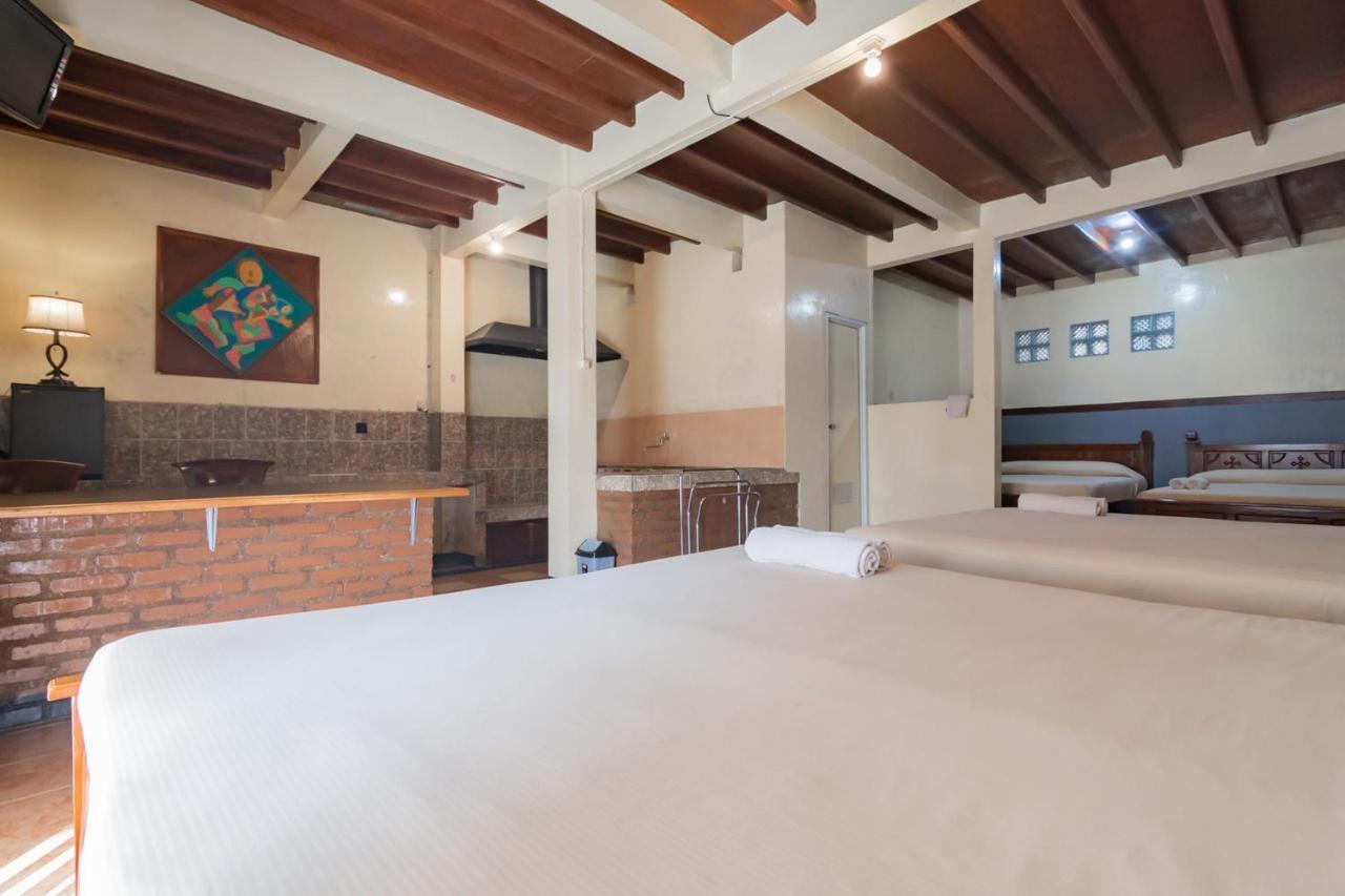Samakta Guest House Лембанг Экстерьер фото