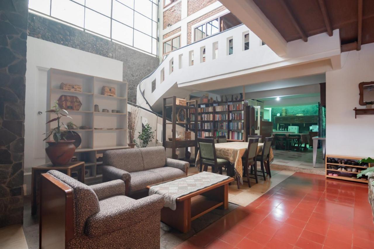 Samakta Guest House Лембанг Экстерьер фото
