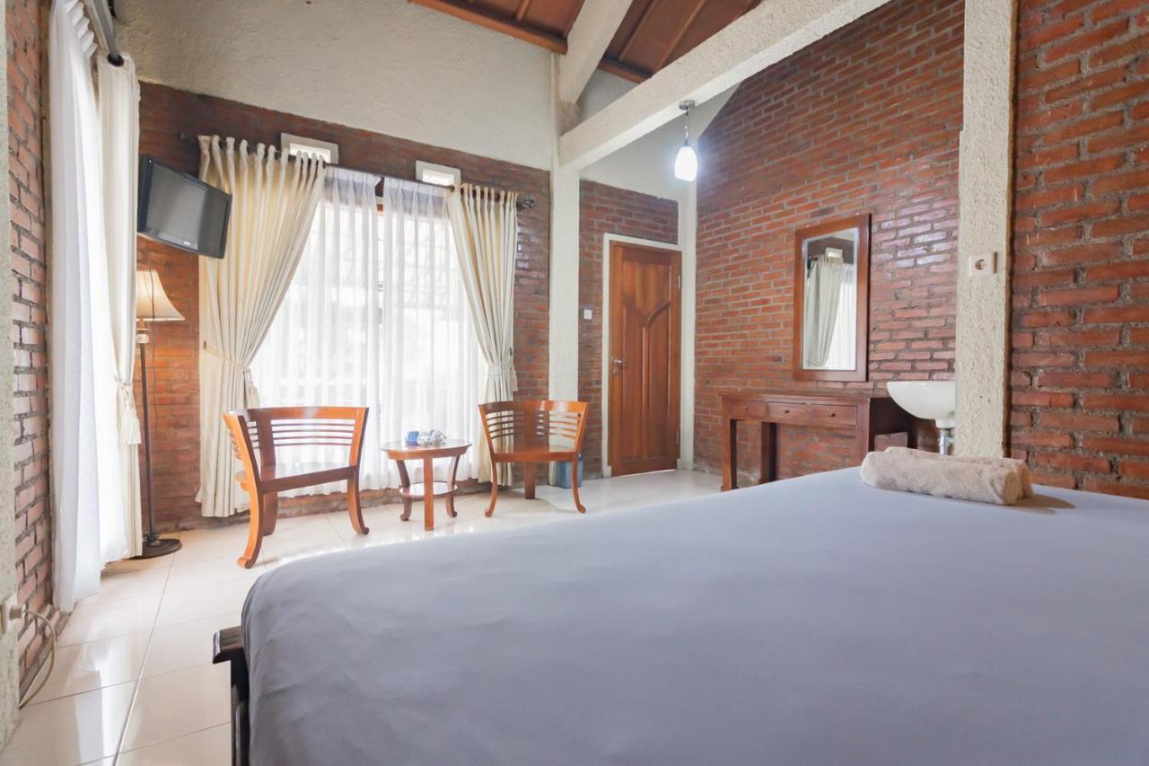 Samakta Guest House Лембанг Экстерьер фото